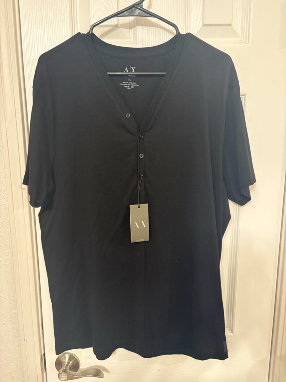 A/X Armani Exchange Men's Black Henley Pima cotton T Shirt. Size XL never worn
